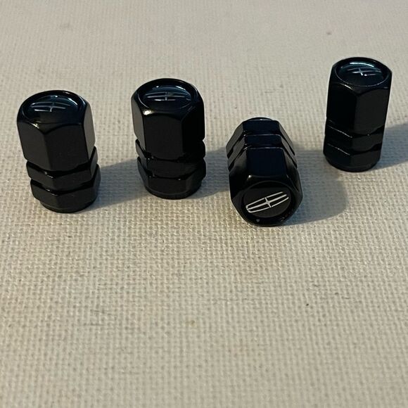 Lincoln Logo Valve Stem Caps in Black set of 4 NWT - Picture 3 of 5